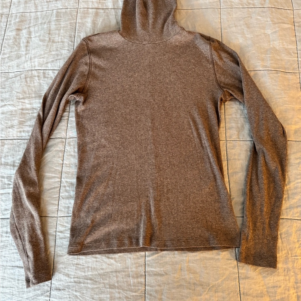 Everlane Luxe Ribbed Turtleneck in Charcoal Fatigue